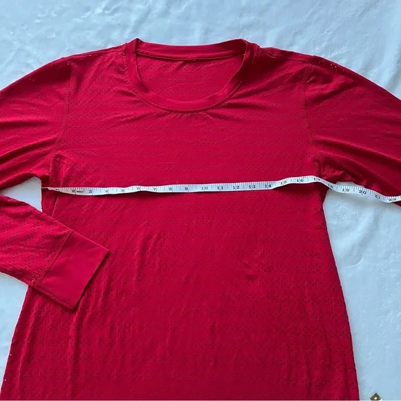 Zyia Active Chill Perforated Long Sleeve Red T-Shirt - Picture 4 of 6